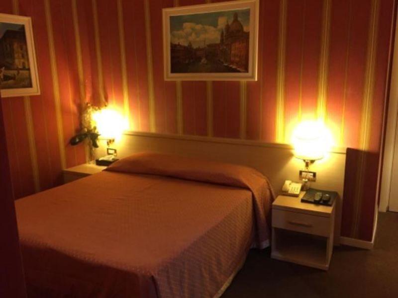 B&B Prestige Rome Extérieur photo